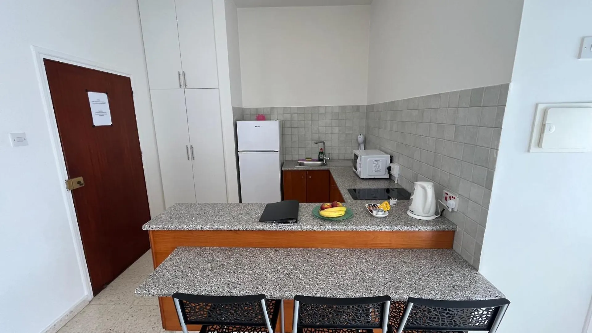 Themis Beach Apartments Larnaca