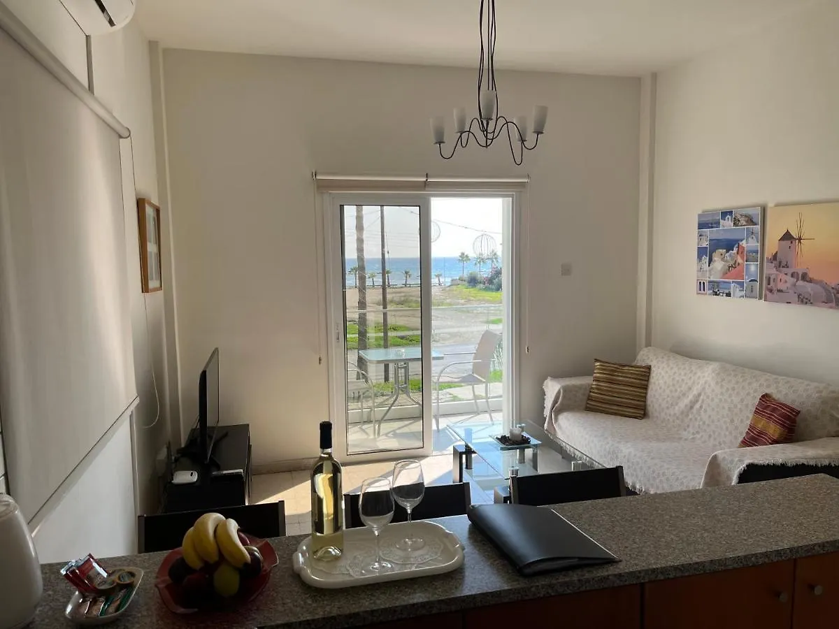 Themis Beach Apartments Larnaca