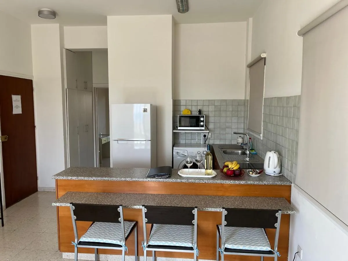 Themis Beach Apartments Larnaca Cipro