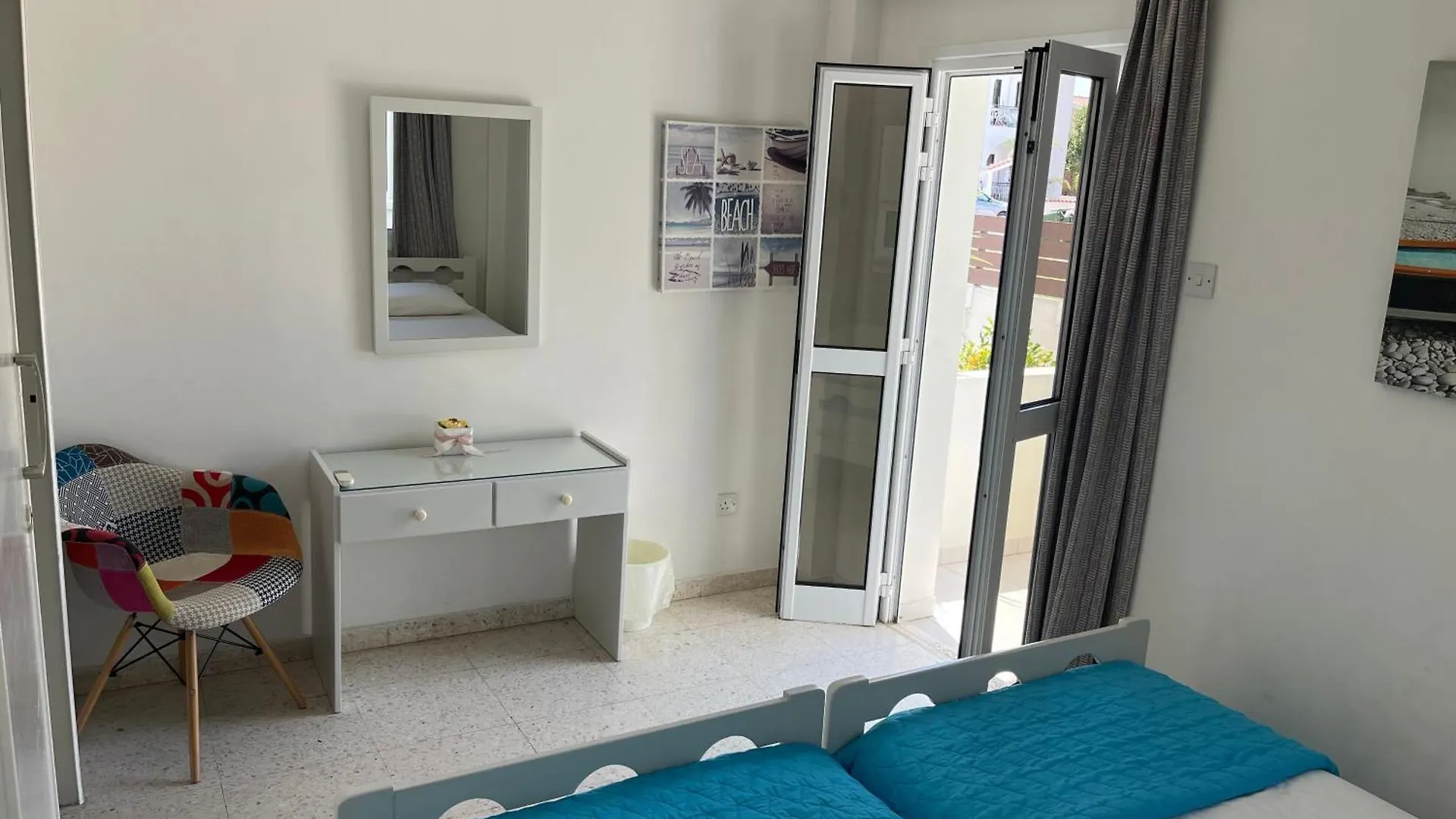 Themis Beach Apartments Larnaca