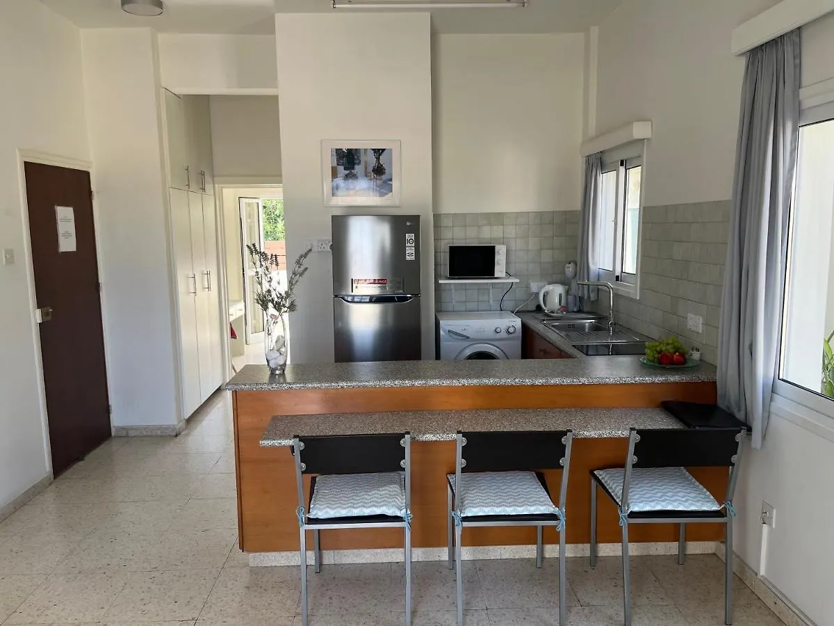 Themis Beach Apartments Larnaca