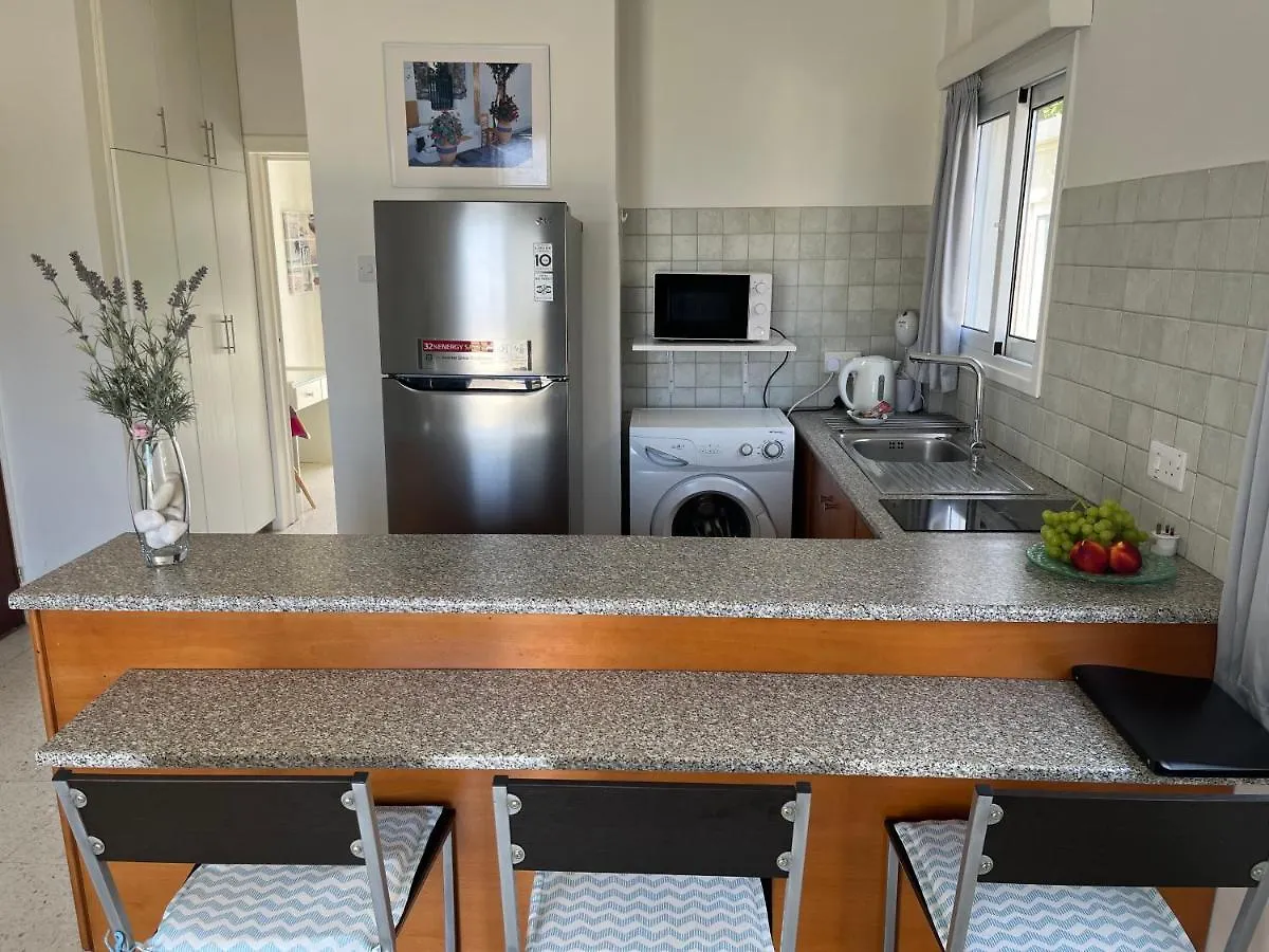 Themis Beach Apartments Larnaca