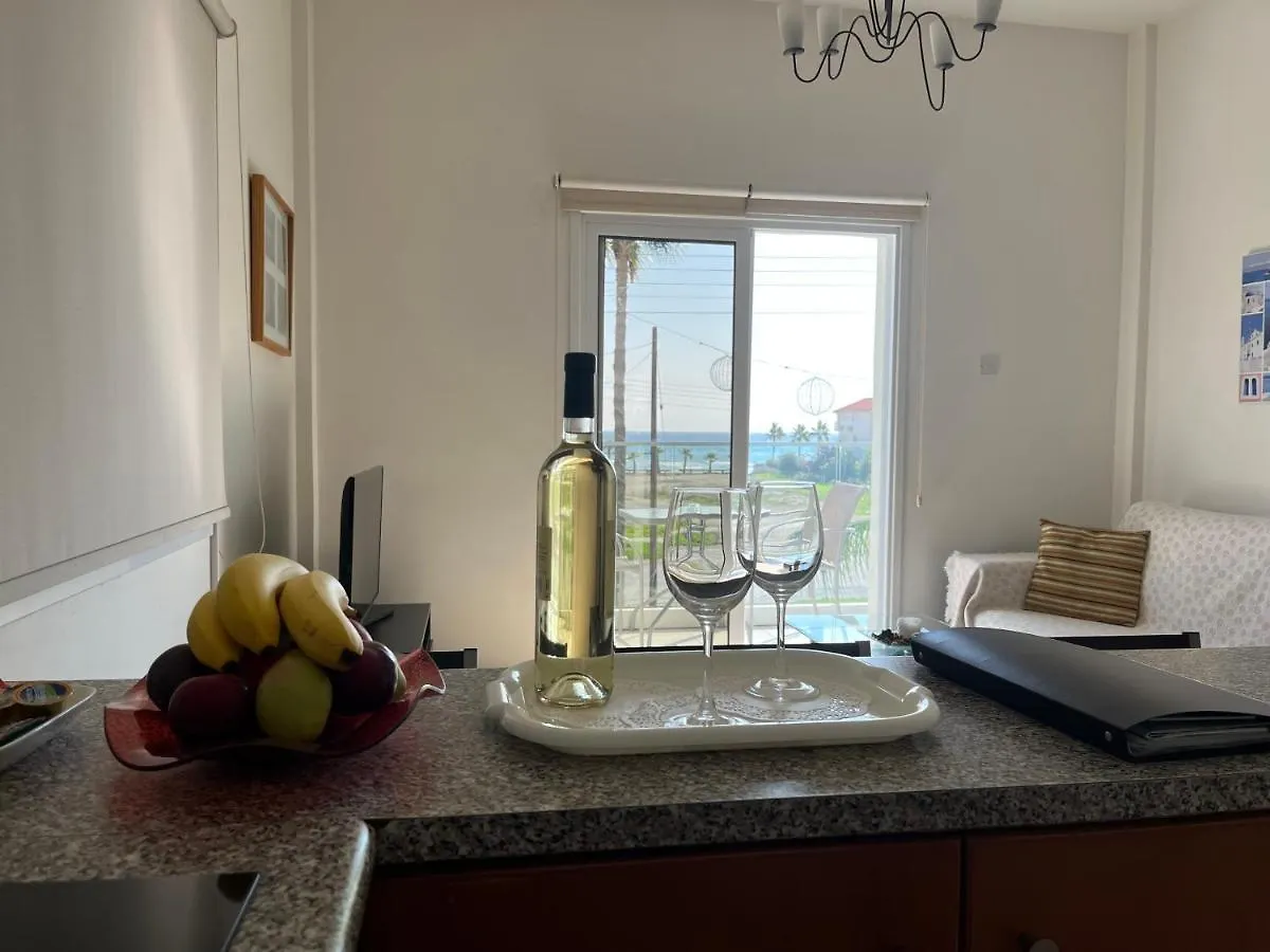 Themis Beach Apartments Larnaca