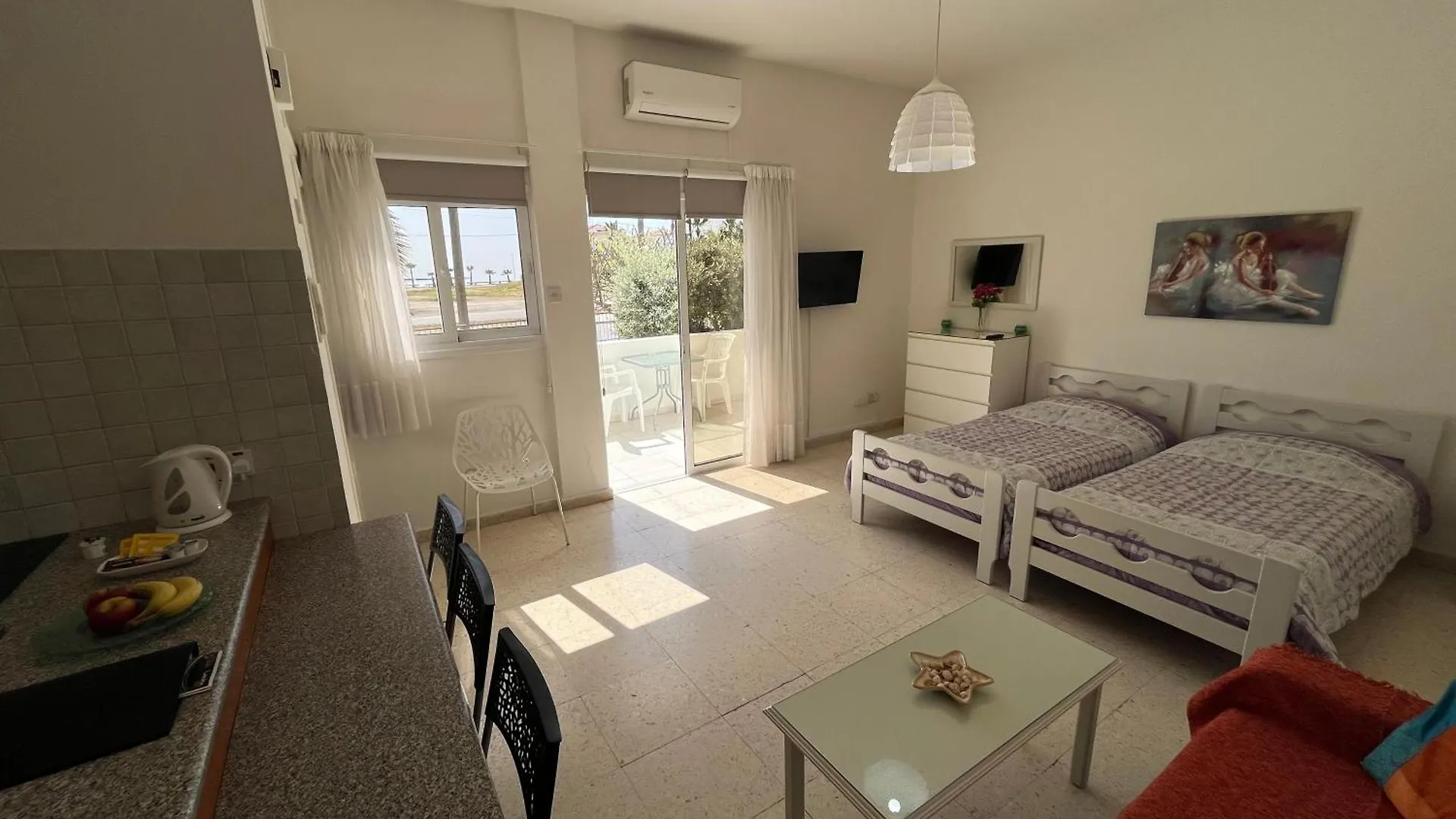 Themis Beach Apartments Larnaca