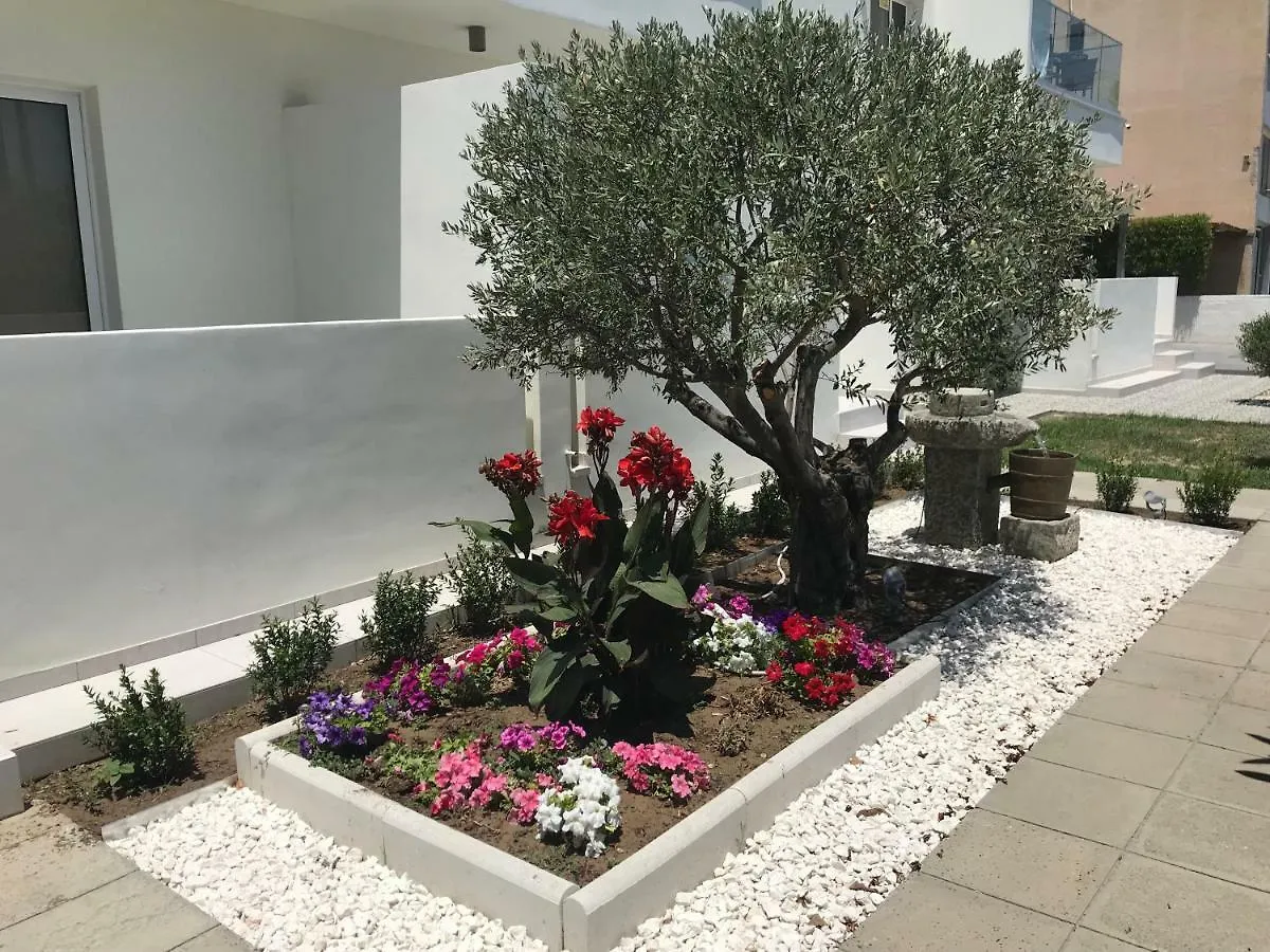 Themis Beach Apartments Larnaca 0*,  Cyprus